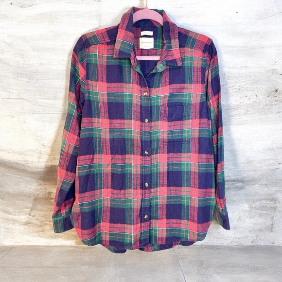 American Eagle Outfitters Tops - Women’s Ahh-amazingly soft plaid flannel button down top Large
